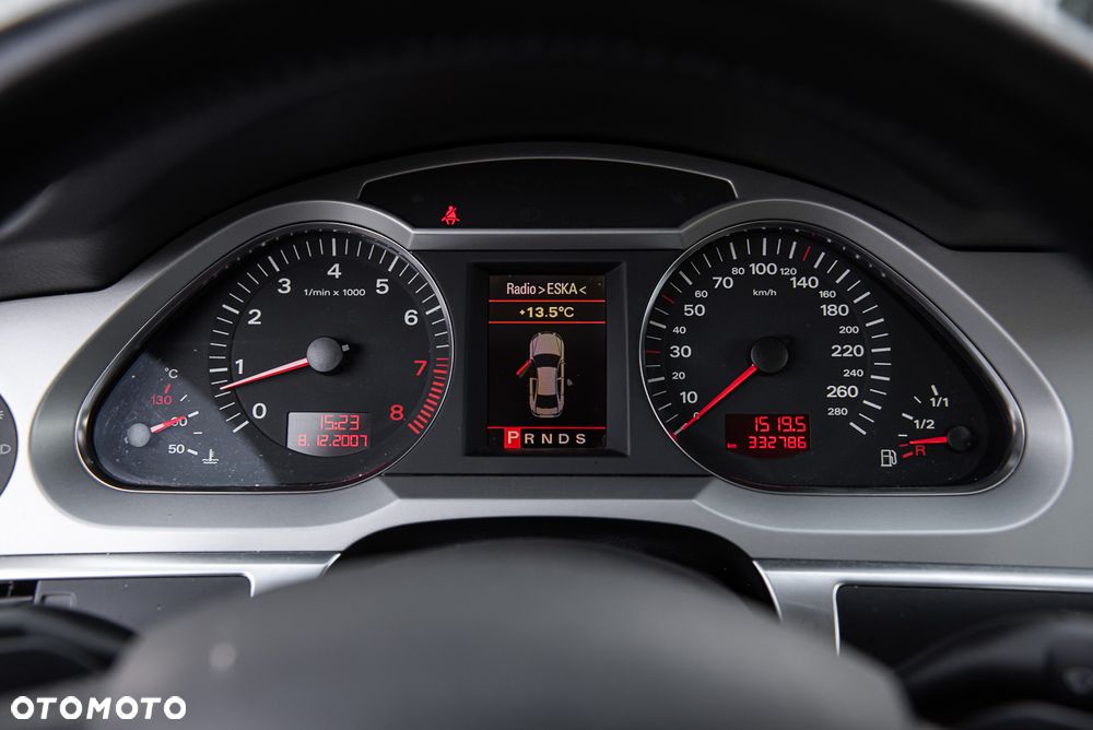 Audi A6 Limousine 3.2 FSI Quattro Tiptronic - 19