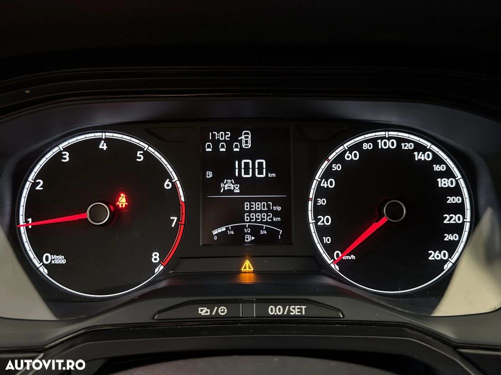 Volkswagen Polo - 11