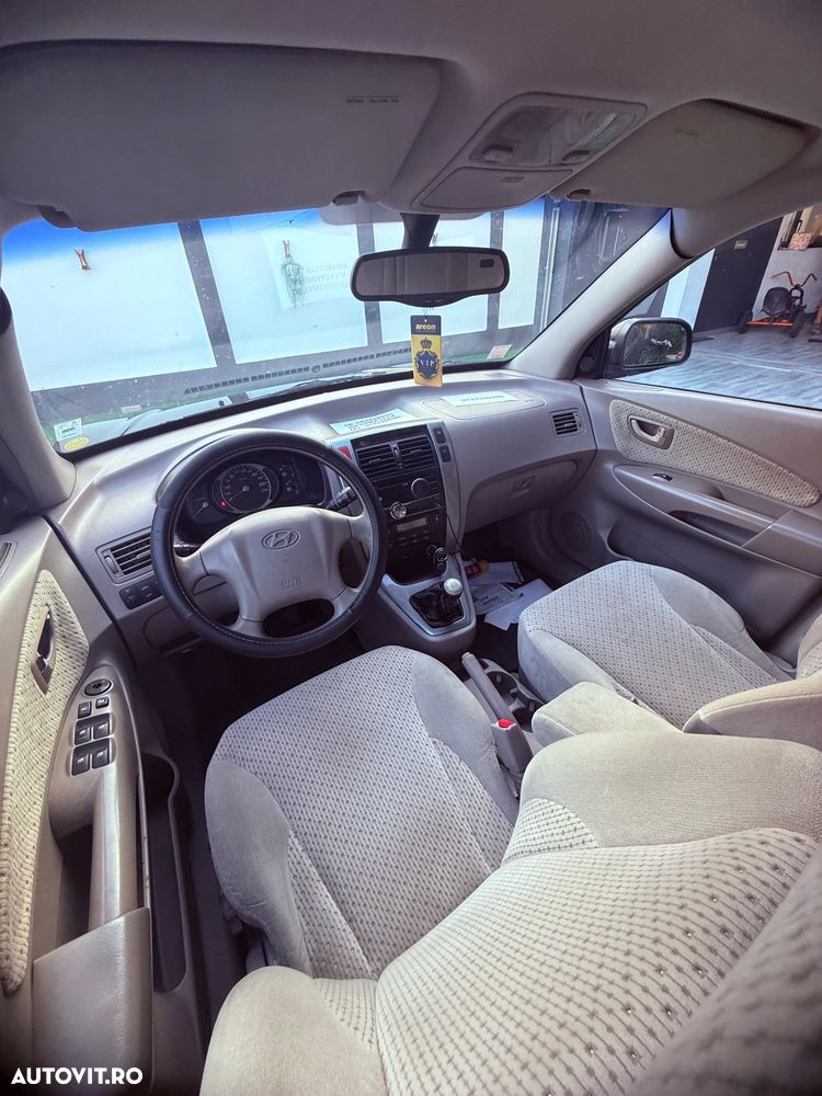 Hyundai Tucson 2.0 CRDI VGT 4WD - 6