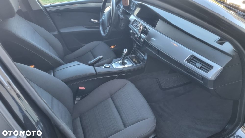 BMW Seria 5 520d - 10
