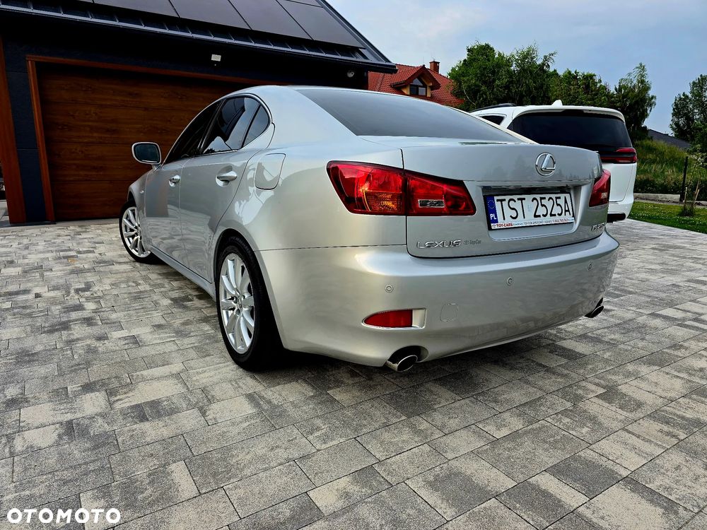 Lexus IS 250 Prestige - 15