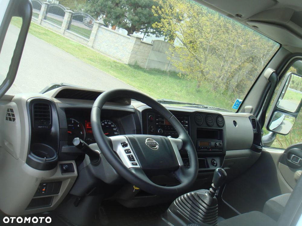 Nissan NT 500 - 17