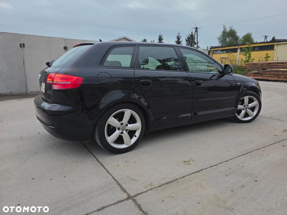 Audi A3 Sportback 1.6 S line Sportpaket (plus) - 9