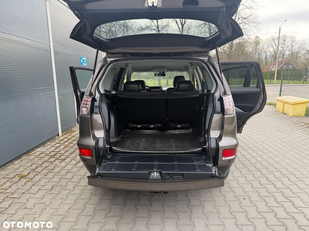 Mitsubishi Outlander 2.0 2WD Active - 27