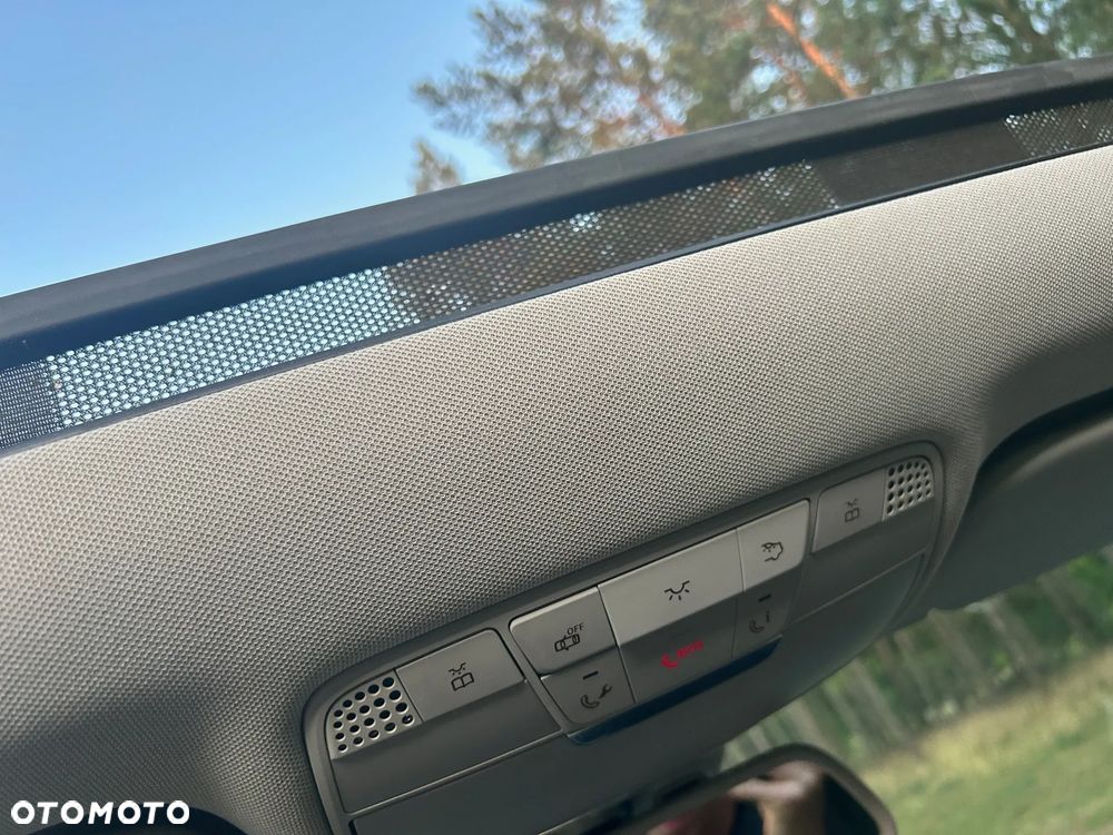Mercedes-Benz Klasa C 180 7G-TRONIC Avantgarde Edition - 14