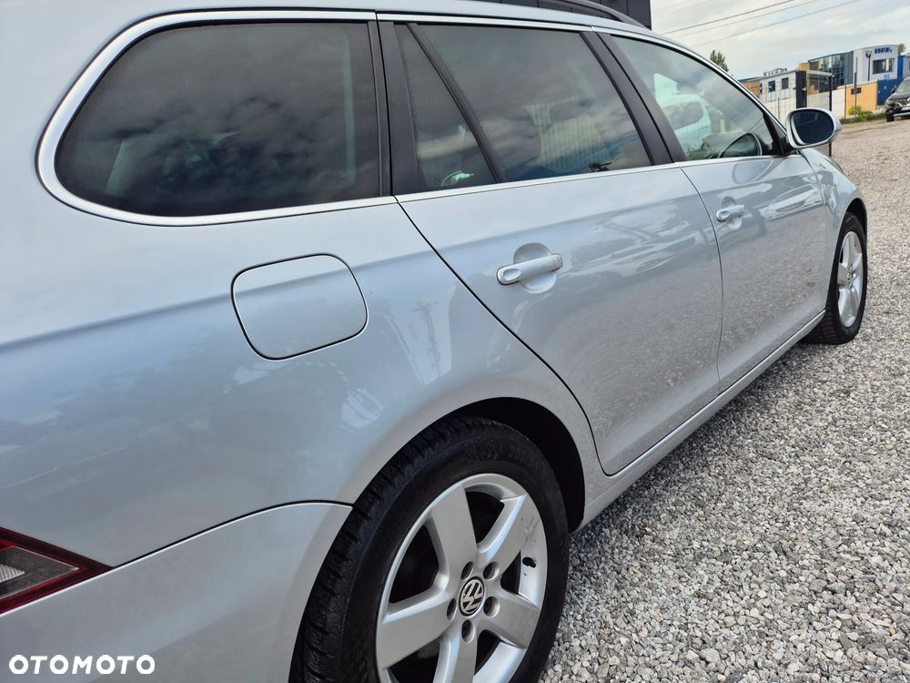 Volkswagen Golf Variant 1.6 TDI DPF Comfortline - 23