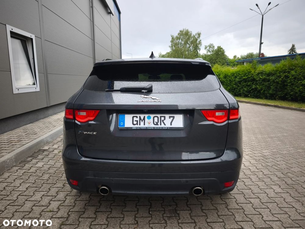Jaguar F-Pace 30d AWD R-Sport - 17