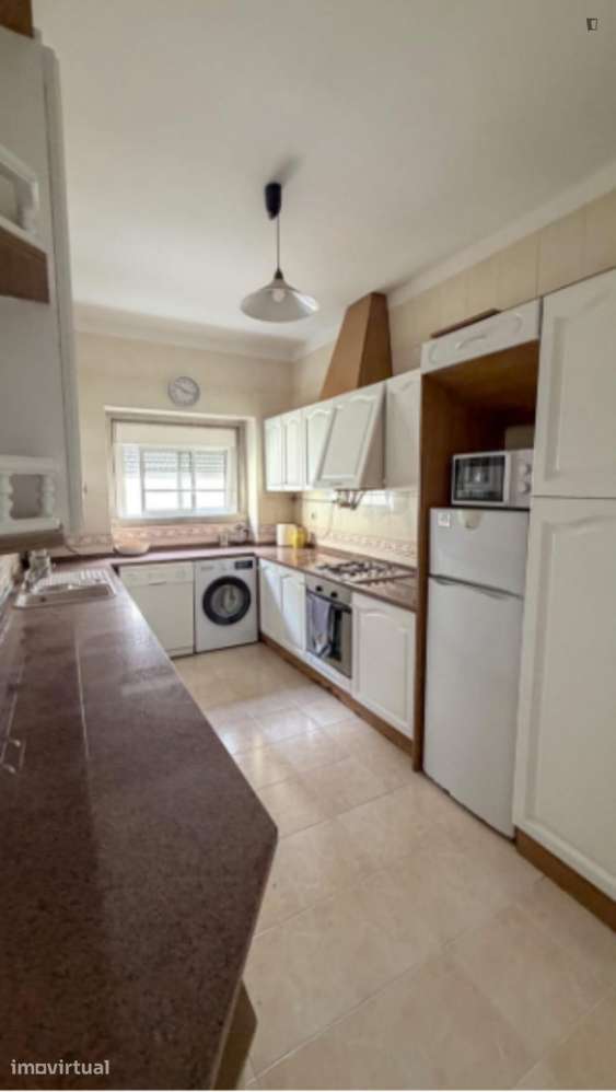 Quarto - localizado em Alvalade Lisbon - Grande imagem: 5/24