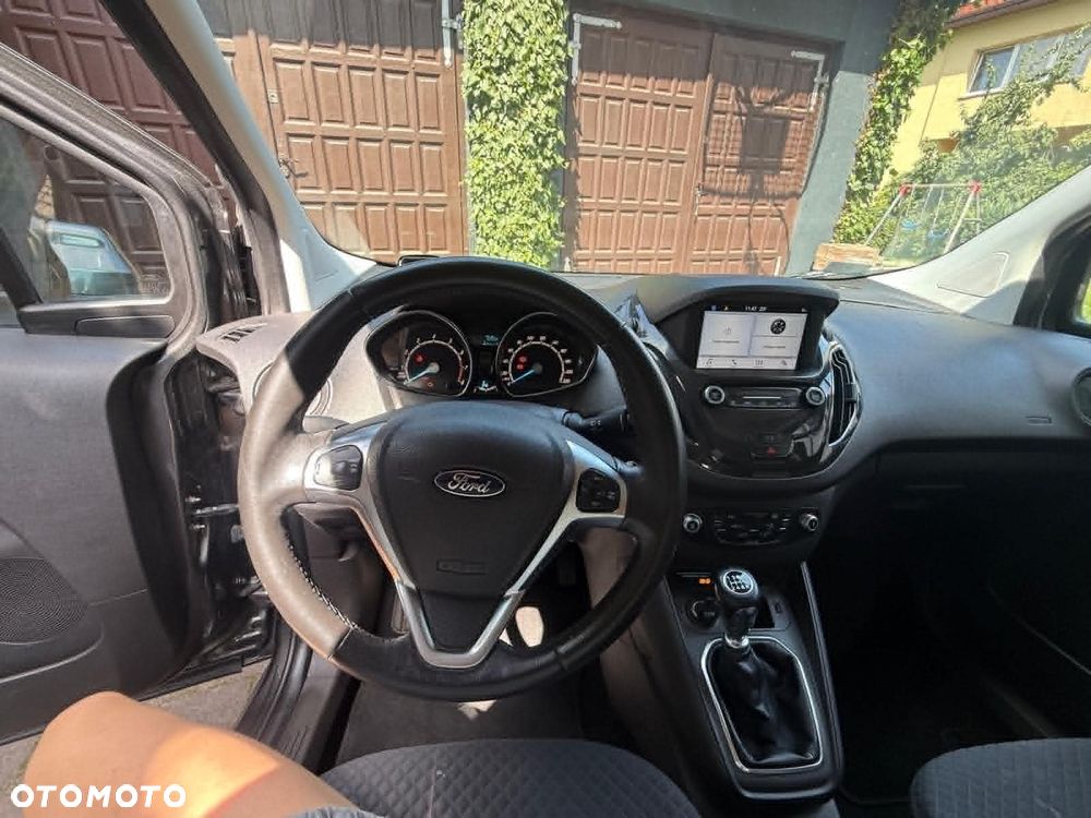 Ford Tourneo Courier 1.0 EcoBoost Titanium - 19