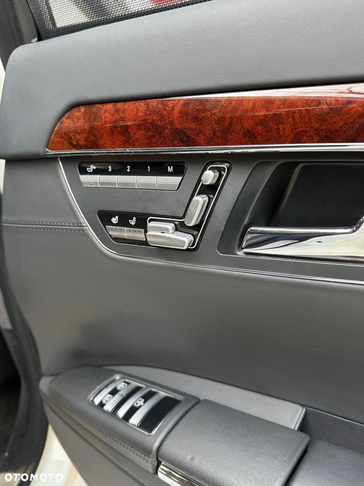 Mercedes-Benz Klasa S 63 AMG L 7G-TRONIC - 19