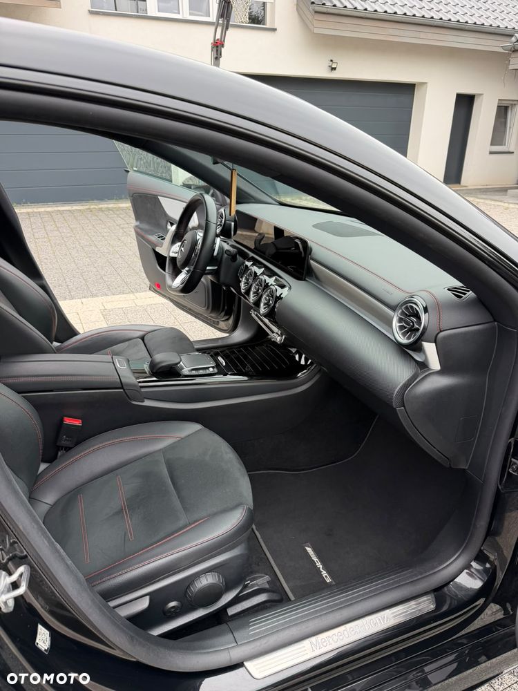 Mercedes-Benz CLA - 8