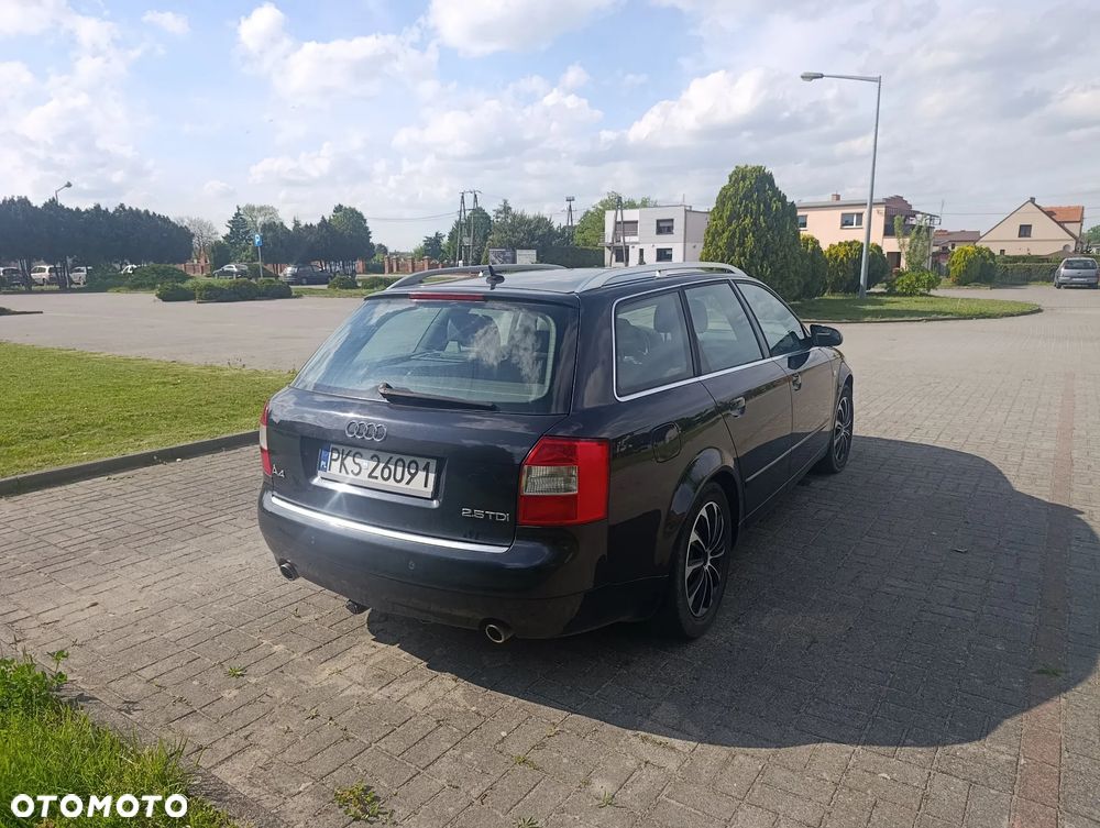 Audi A4 Avant 2.4 - 5