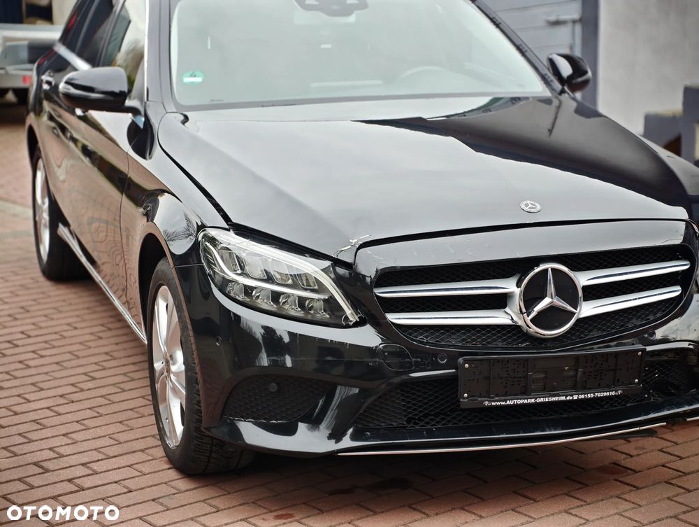 Mercedes-Benz Klasa C 220 d 9G-TRONIC Avantgarde - 34