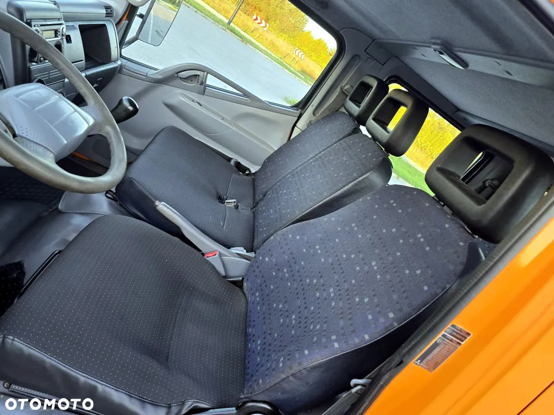 Mitsubishi FUSO CANTER - 31