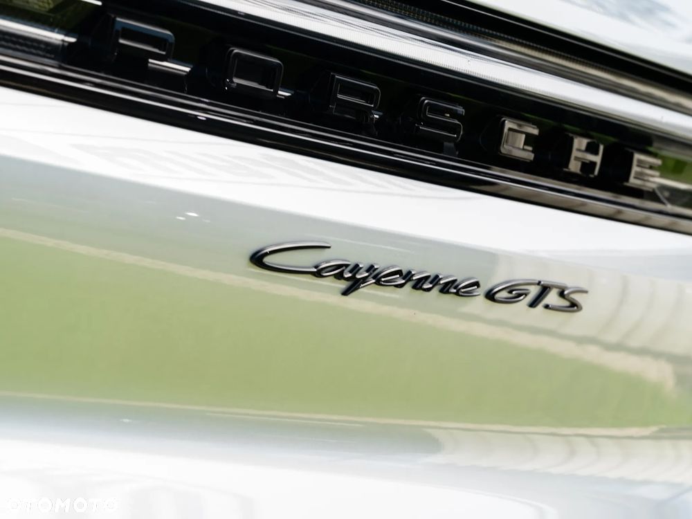Porsche Cayenne GTS - 9