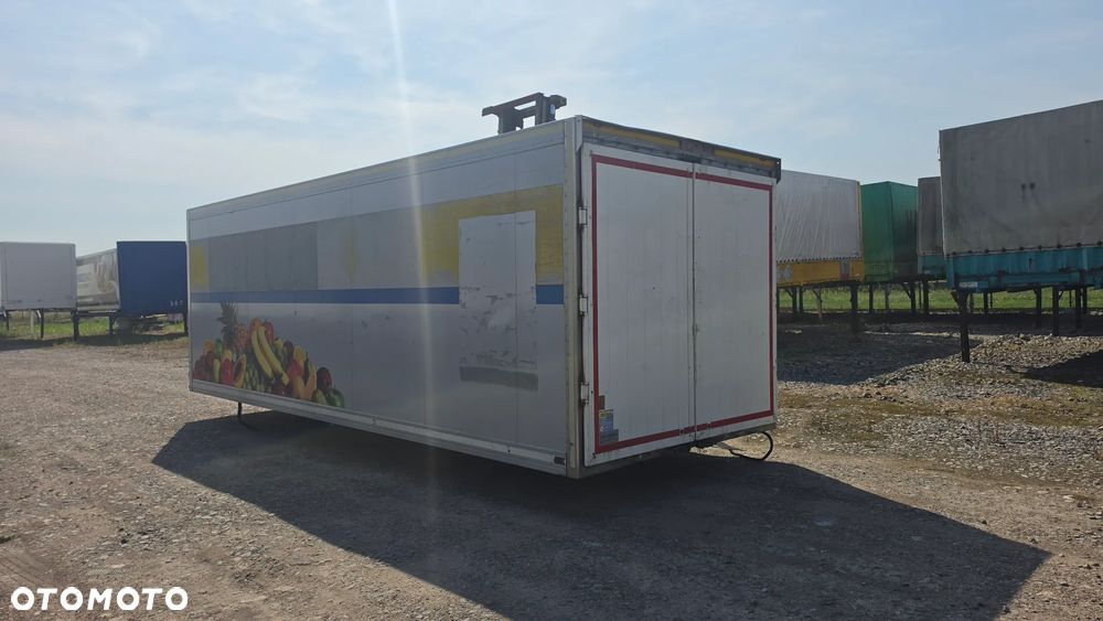 Schmitz 7.500netto IZOTERMA 7.30x.2.25 IDEALNA NA GARAŻ MAGAZYN  MOŻLIWOŚĆ TRANSPORTU - 4