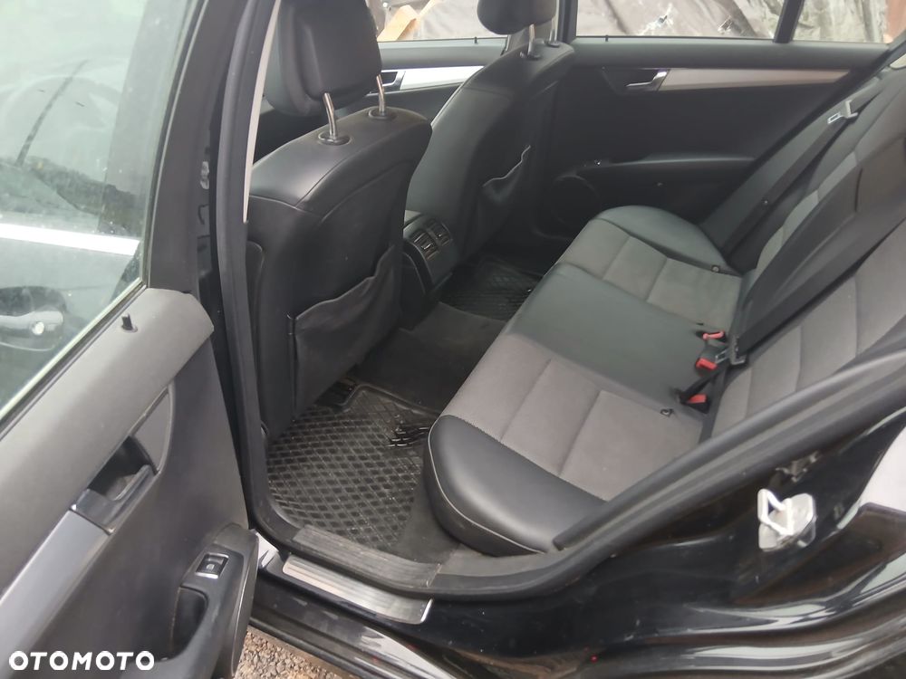 Mercedes-Benz Klasa C 250 CDI DPF BlueEFFICIENCY - 7