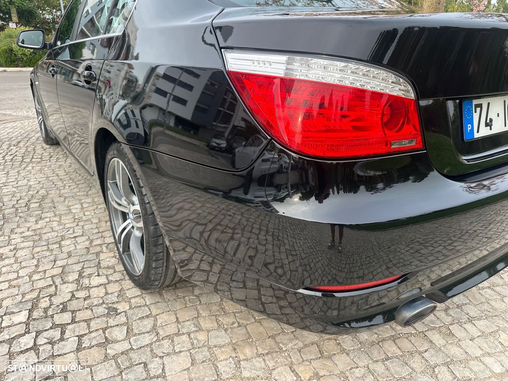 BMW 520 dA Executive - 38