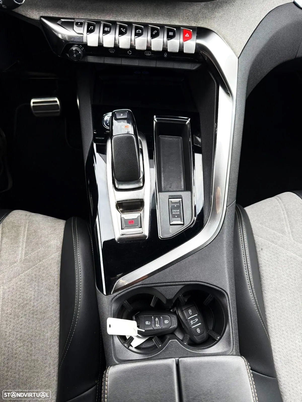 Peugeot 3008 1.6 Hybrid GT Line e-EAT8 - 14