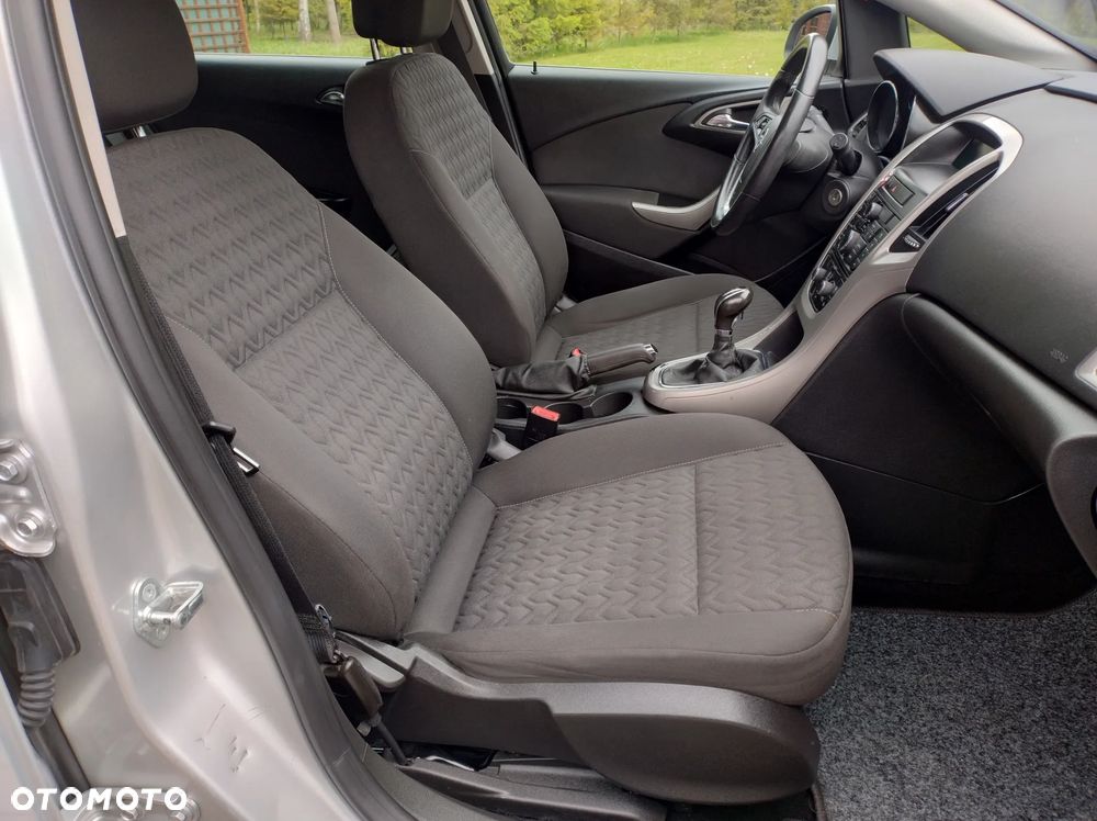 Opel Astra 1.6 Style - 37