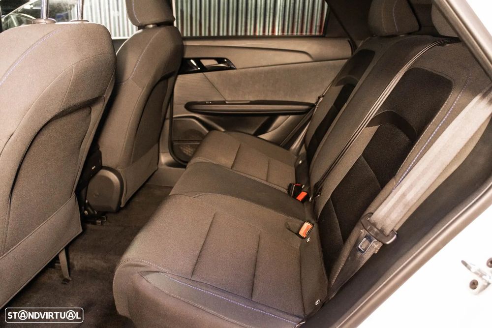 MG MG4 64 kWh Comfort - 33