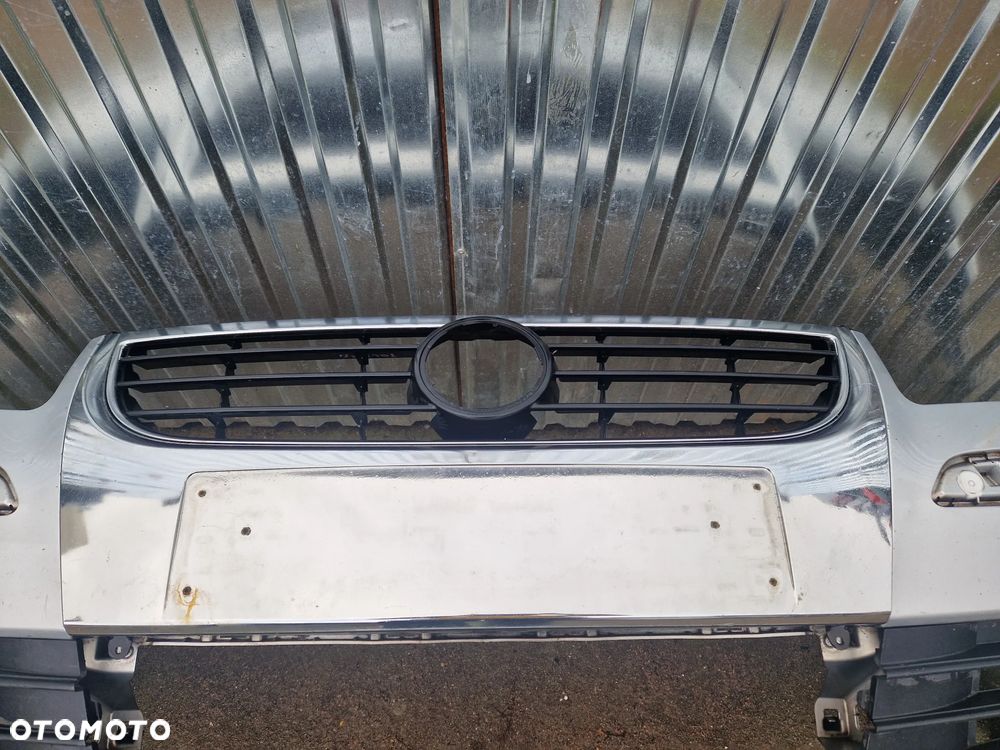 VW Touran 1T0 Lift Zderzak przód BEZ DZIUR - 6