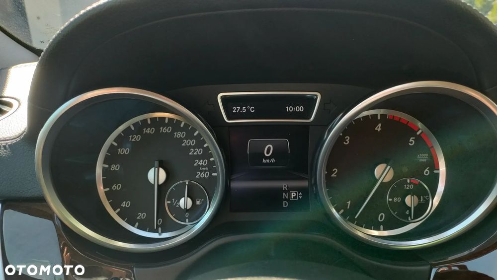 Mercedes-Benz GL 350 BlueTEC 4-Matic - 14