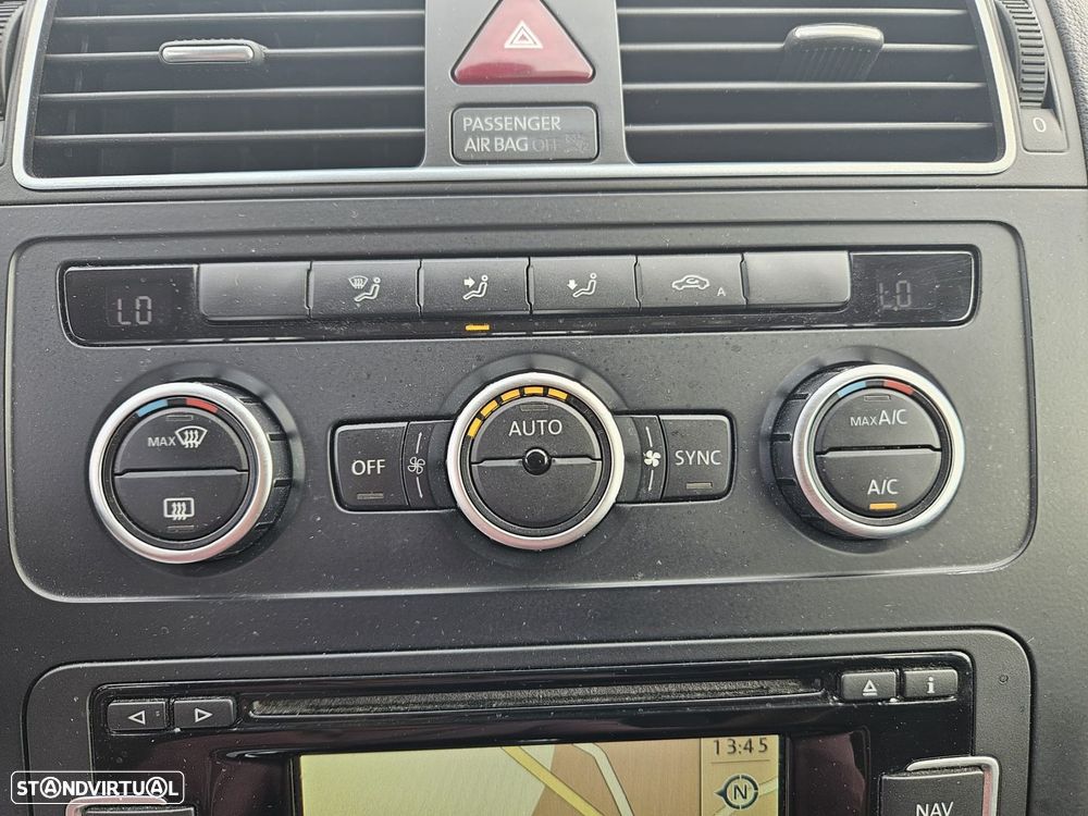 VW Touran 1.6 TDI Blue.Trendline 7L - 34