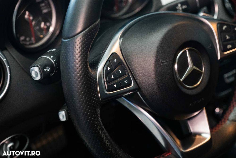 Mercedes-Benz CLA 220 - 20