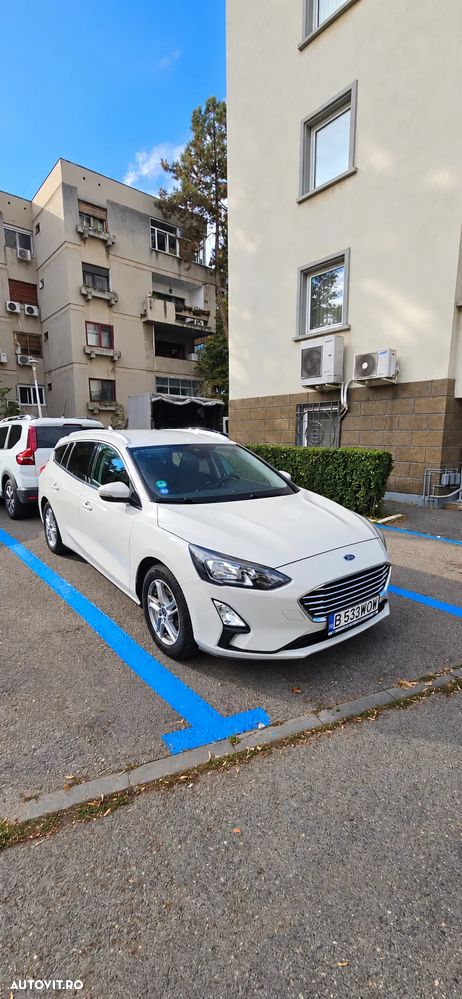 Ford Focus - 1