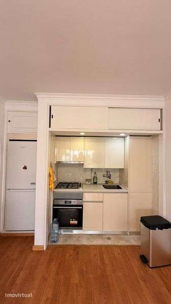 Apartamento T1 Carcavelos - 5 Minutos da Praia - Grande imagem: 4/6