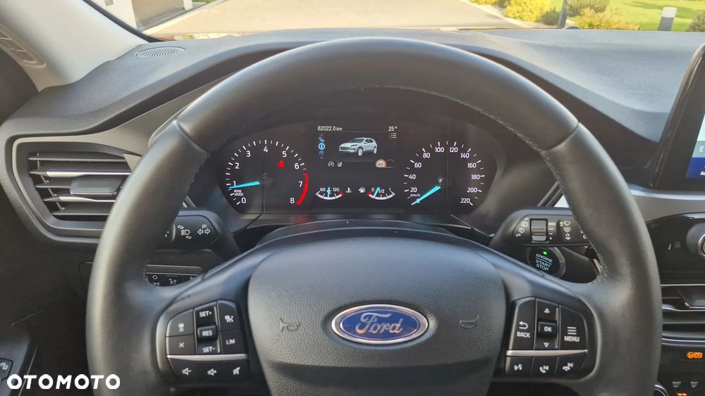 Ford Kuga 1.5 EcoBoost TITANIUM - 12