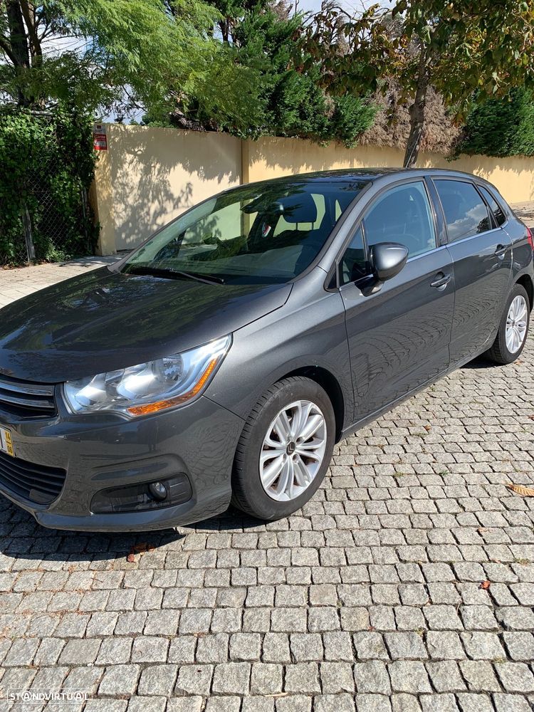 Citroën C4 1.6 HDi Attraction - 1