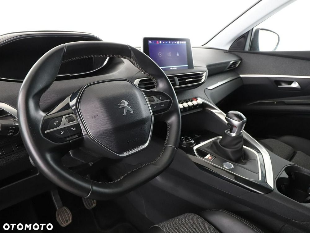 Peugeot 3008 1.2 PureTech Allure Pack S&S - 15