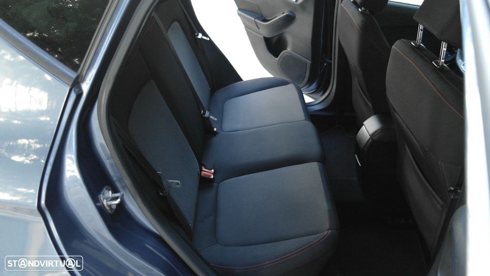 Ford Fiesta 1.0 EcoBoost ST-Line - 17
