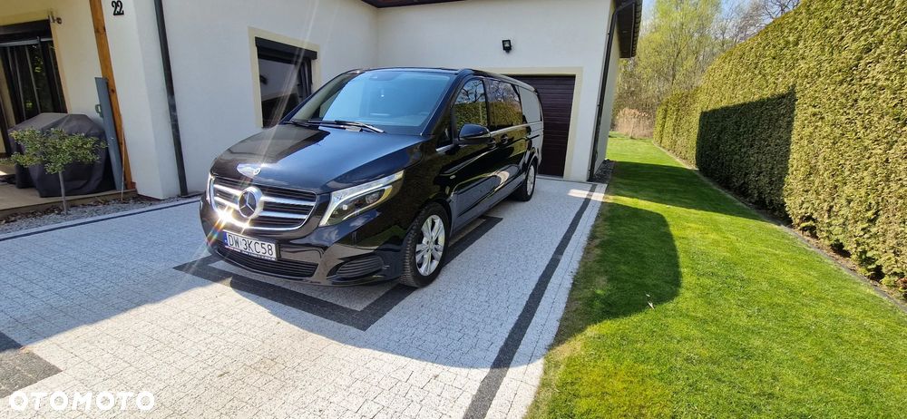 Mercedes-Benz Klasa V - 20