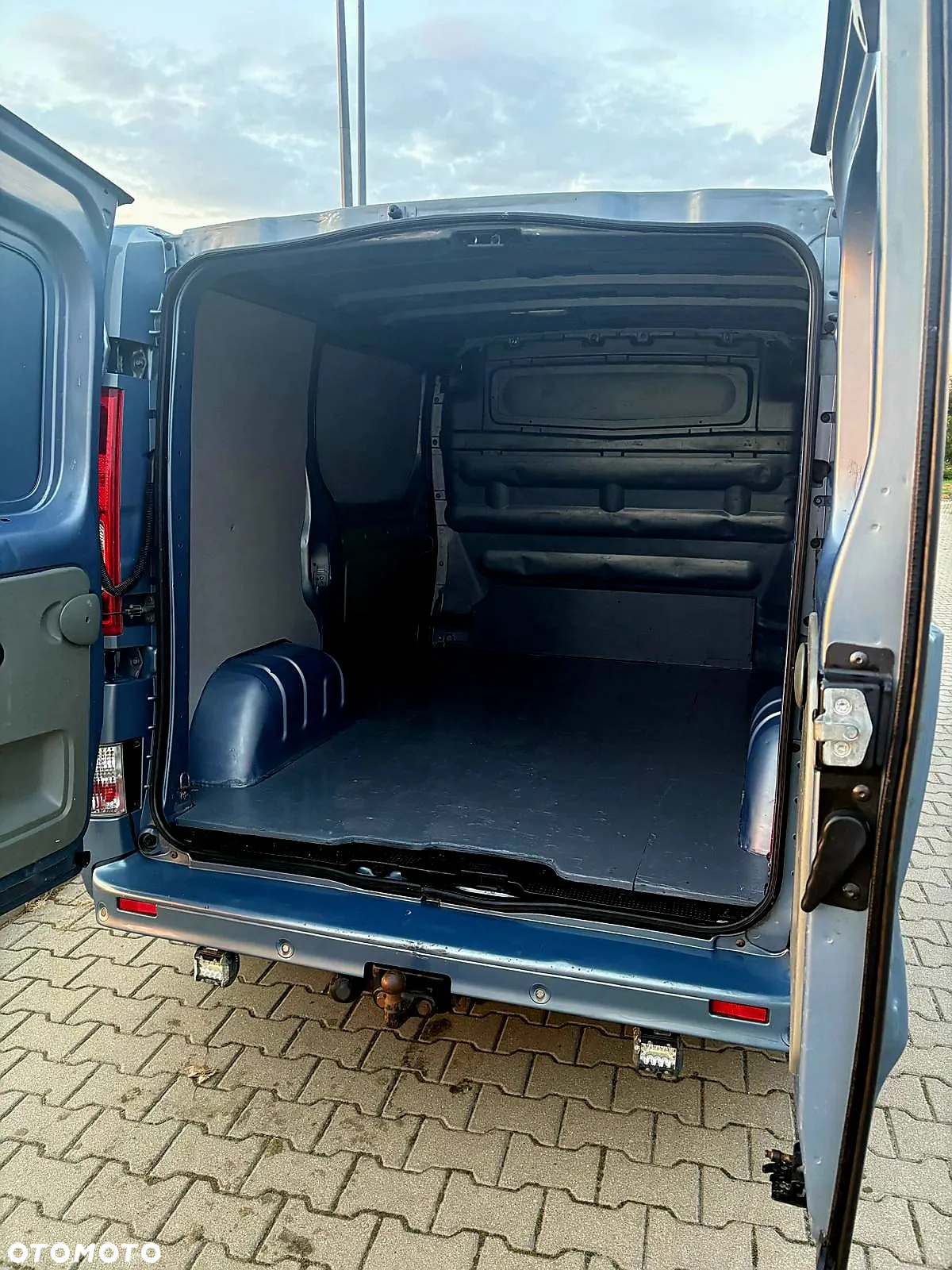 Opel Vivaro - 22