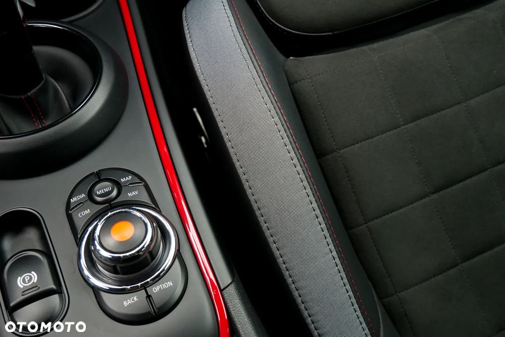 MINI John Cooper Works ALL4 Classic Trim sport - 19