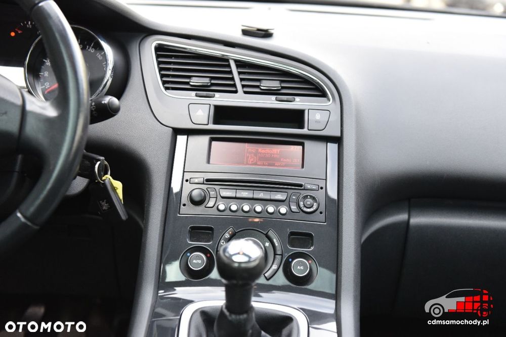 Peugeot 5008 - 28