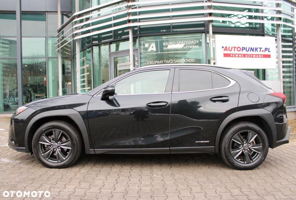 Lexus UX - 8