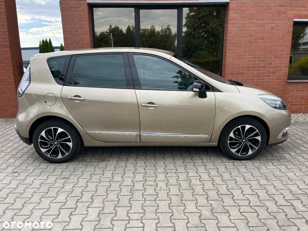 Renault Scenic 1.5 dCi Energy Bose EU6 - 26