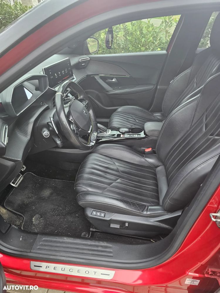 Peugeot 2008 1.2 PureTech EAT8 STT GT - 14