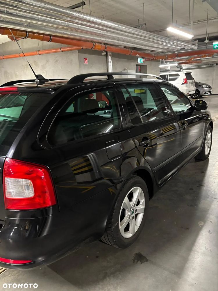 Skoda Octavia Combi 2.0 TDI Ambiente - 12