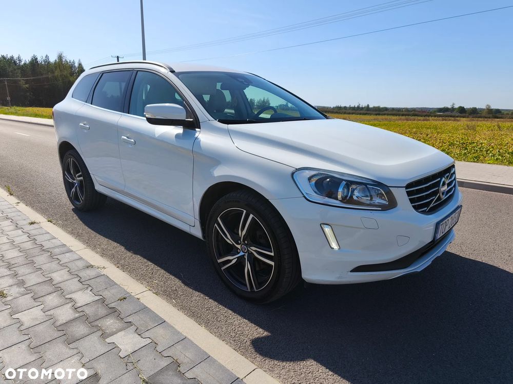 Volvo XC 60 D4 Momentum - 3
