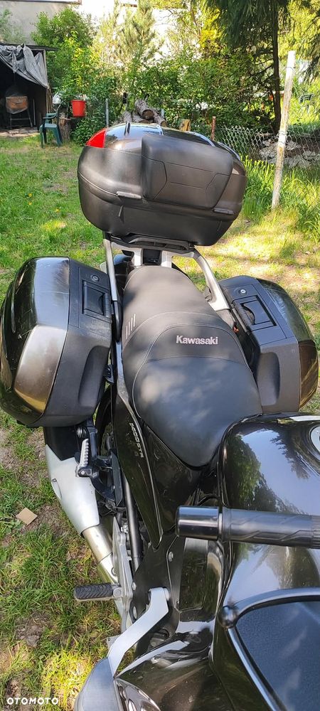 Kawasaki GTR - 3