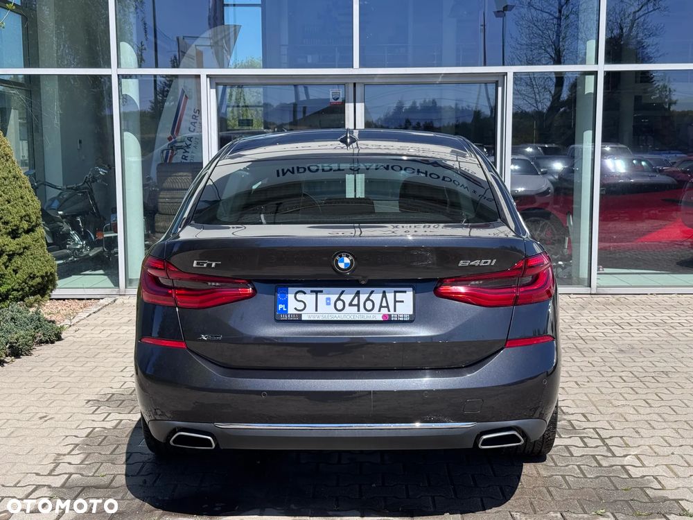BMW 6GT - 6
