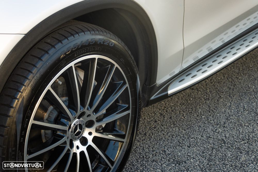 Mercedes-Benz GLC 220 d 4Matic 9G-TRONIC AMG Line - 29
