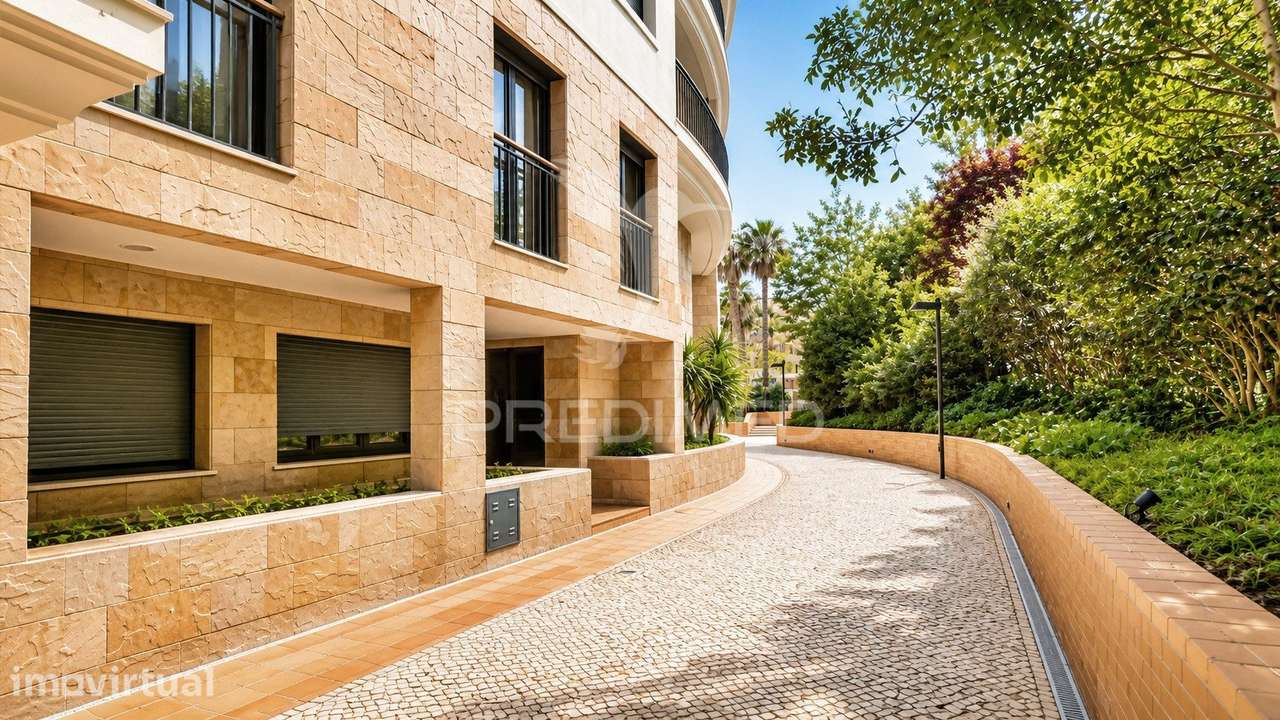 Apartamento T4 em Condominio Fechado - Grande imagem: 2/34
