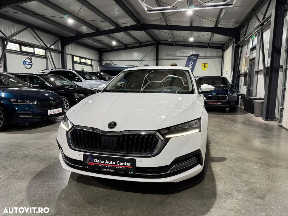 Skoda Octavia 2.0 TDI DSG Style - 29