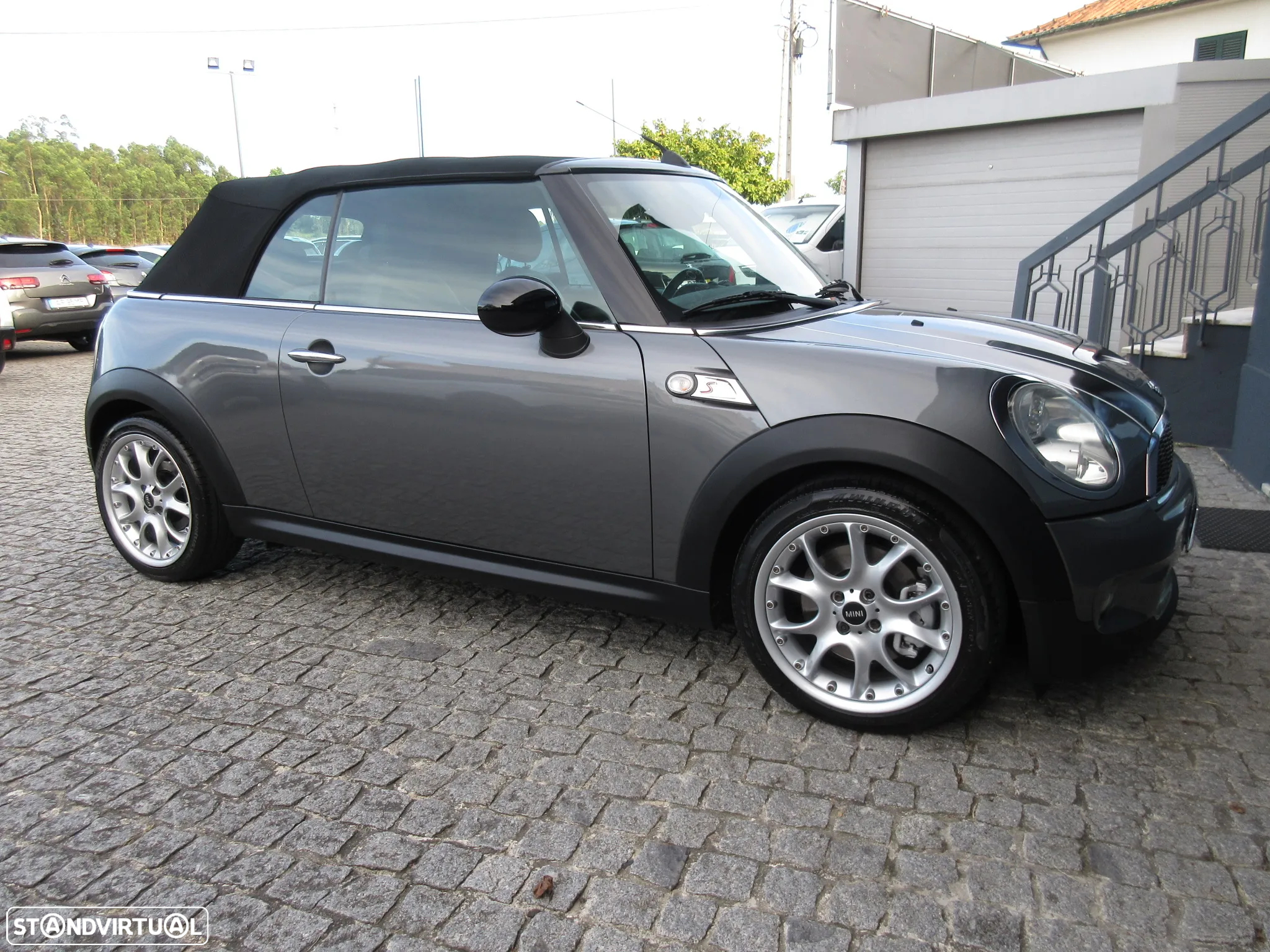 MINI Cabrio Cooper S - 17